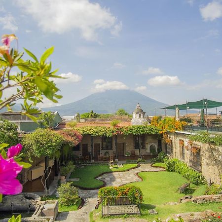 Hotel Posada De Don Rodrigo Antigua Esterno foto
