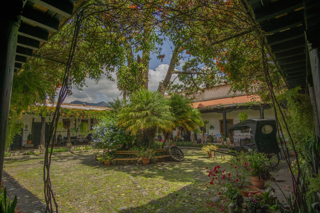 Hotel Posada De Don Rodrigo Antigua Esterno foto
