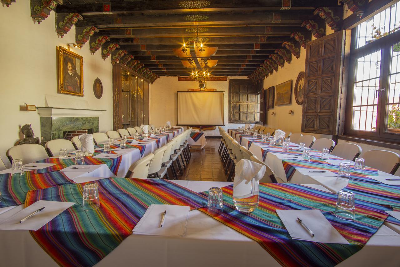 Hotel Posada De Don Rodrigo Antigua Esterno foto