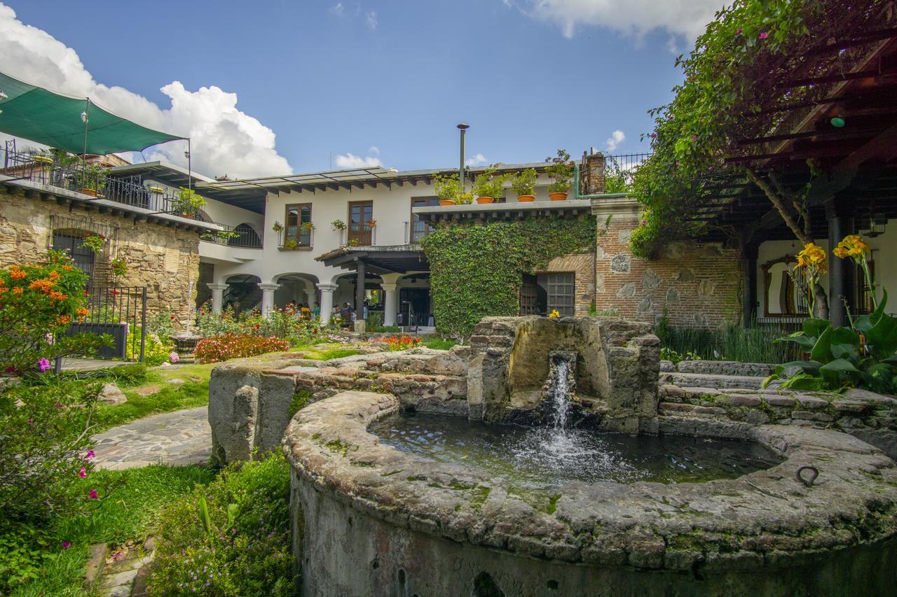 Hotel Posada De Don Rodrigo Antigua Esterno foto
