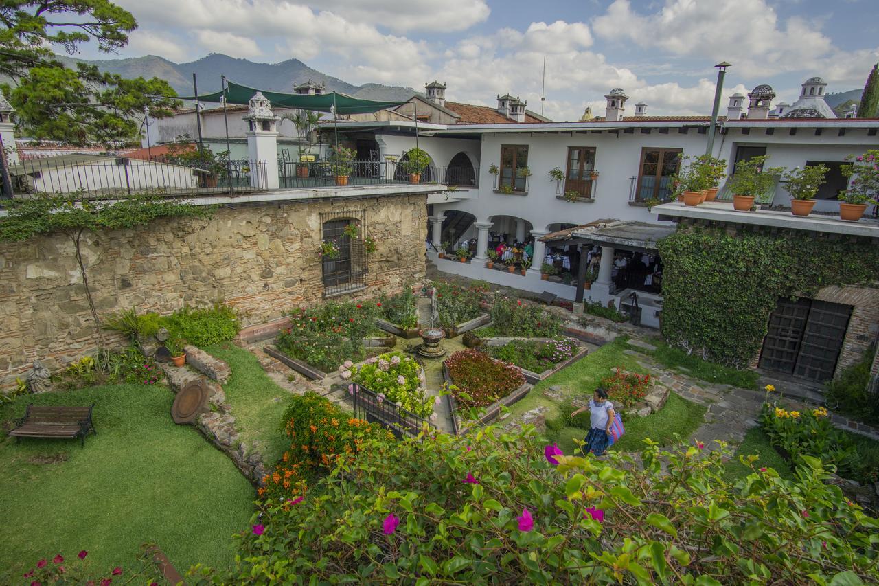 Hotel Posada De Don Rodrigo Antigua Esterno foto